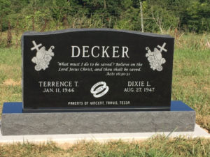jet black granite, headstone, cemetery, grave, grave marker, monument, iowa, memorial